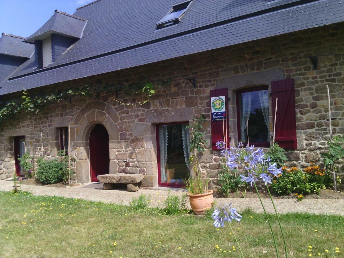 Saint-Etienne-en-Cogles La Roche Bed & Breakfast エクステリア 写真