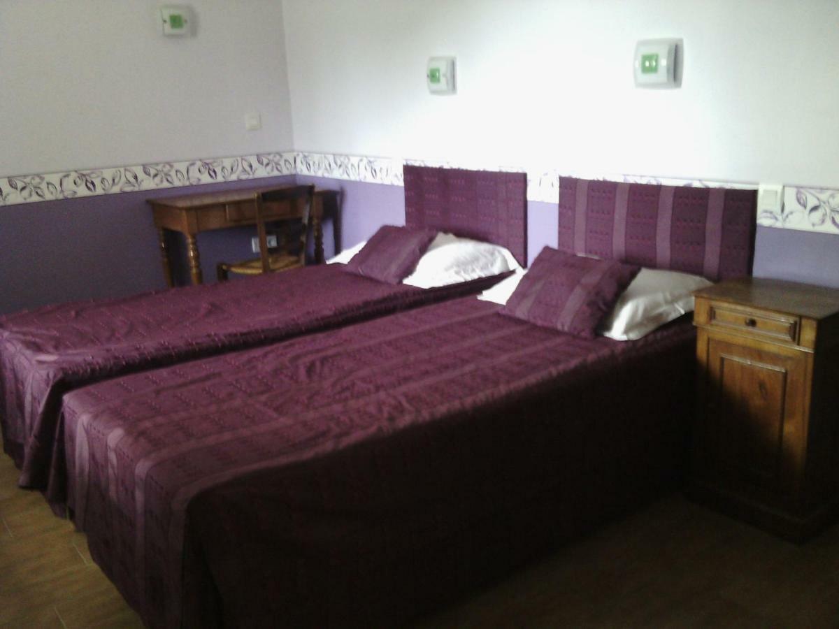 Saint-Etienne-en-Cogles La Roche Bed & Breakfast エクステリア 写真