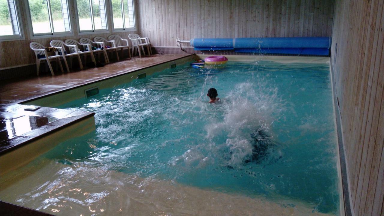 Saint-Etienne-en-Cogles La Roche Bed & Breakfast エクステリア 写真